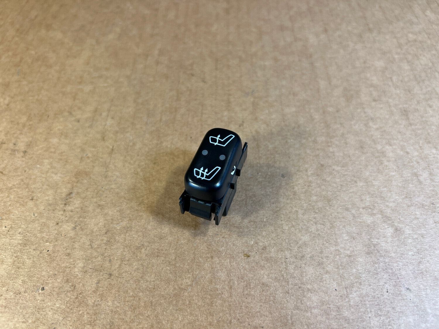 Mercedes G Class W463 OEM REAR SEAT HEATING SWITCH A2108207510