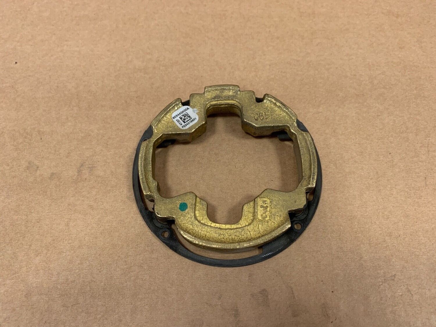 BMW 5 6 E60 E61 E63 E64 GENUINE Steering wheel damper 32346770069