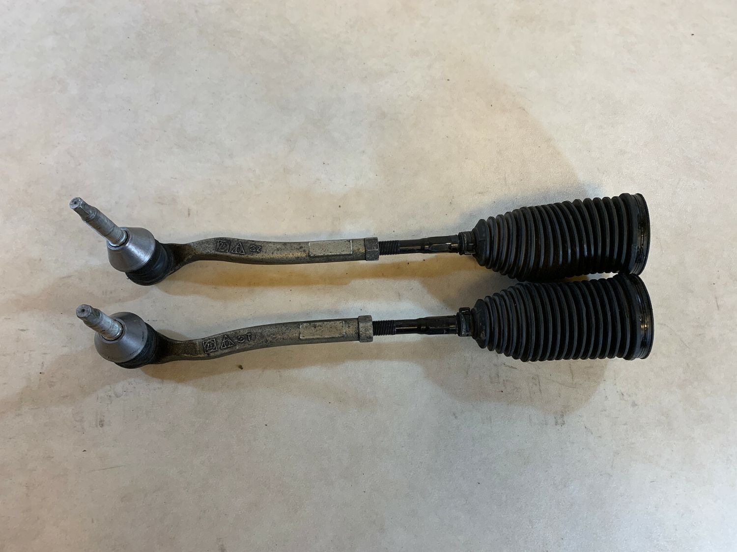 Mercedes C E W205 C205 W213 C213 GENUINE Steering Rack Tie Rod Bellow Set