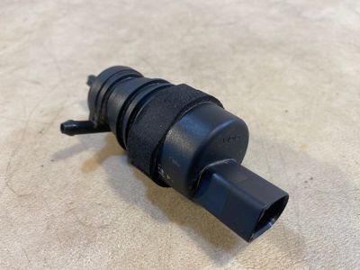 Mercedes A C E G S class W168 W203 W204 W210 W463 W220 Genuine Washer Pump