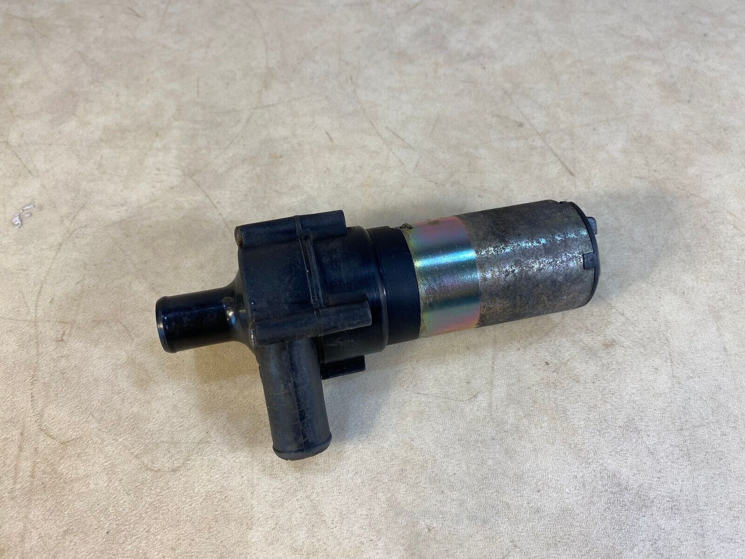 Mercedes C E G class W202 W210 W463 GENUINE Water Circulation Pump