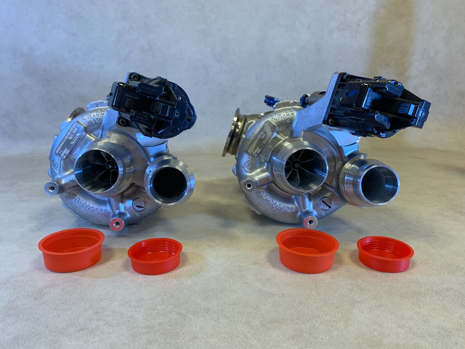 BMW 5 7 X5 X7 G30 G11 G12 G05 G07 GENUINE SET 2X NEW Turbo Chargers 5.0i