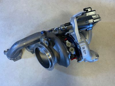 BMW Mini F39 F45 F48 F54 F55 F56 F57 F60 серия НОВО ОРИГИНАЛНО турбо зарядно