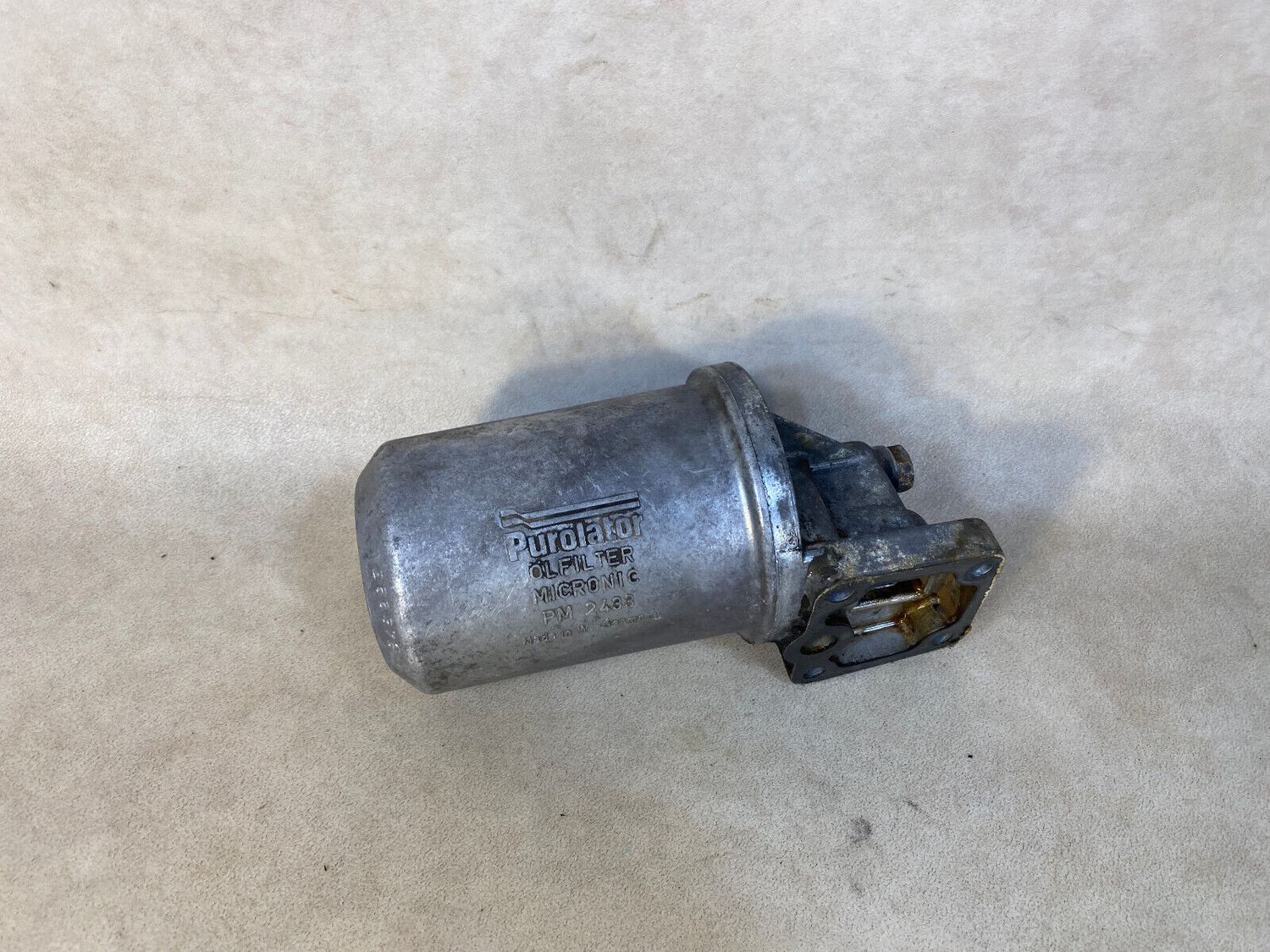 GENUINE BMW 7 E23 Oil Filter Head Housing 11421716584