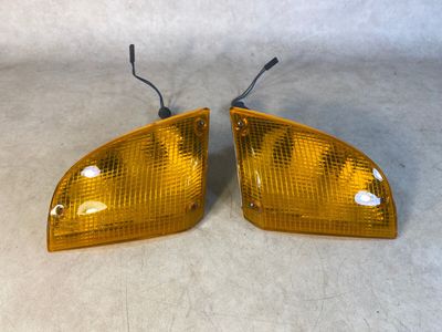 BMW 7 E23 FACELIFT OEM TURN SIGNAL LIGHTS LH / RH 63131370272 63131370271