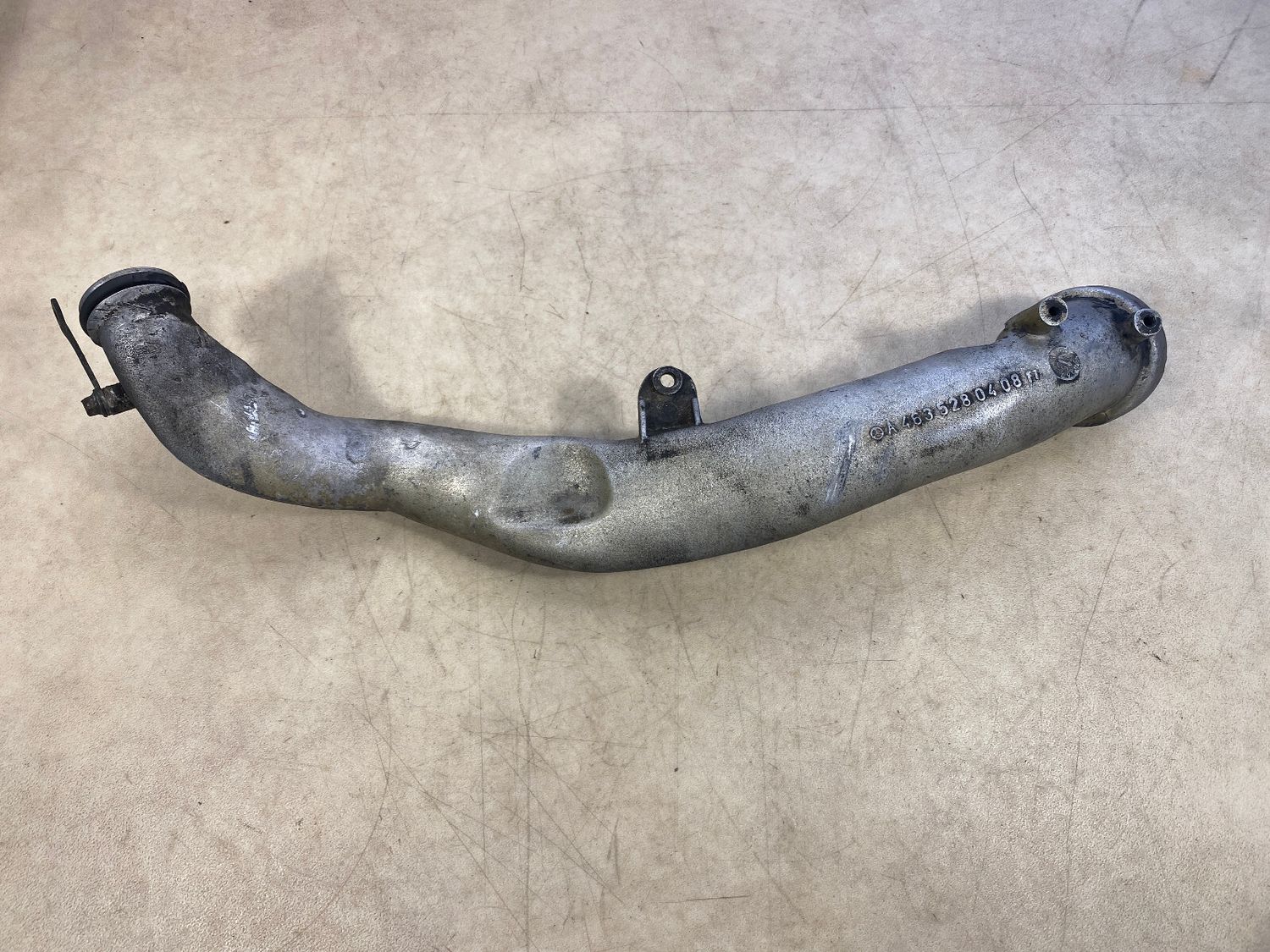 Mercedes G class W463 4.0 CDI GENUINE TURBO AIR INTAKE PIPE A4635280408