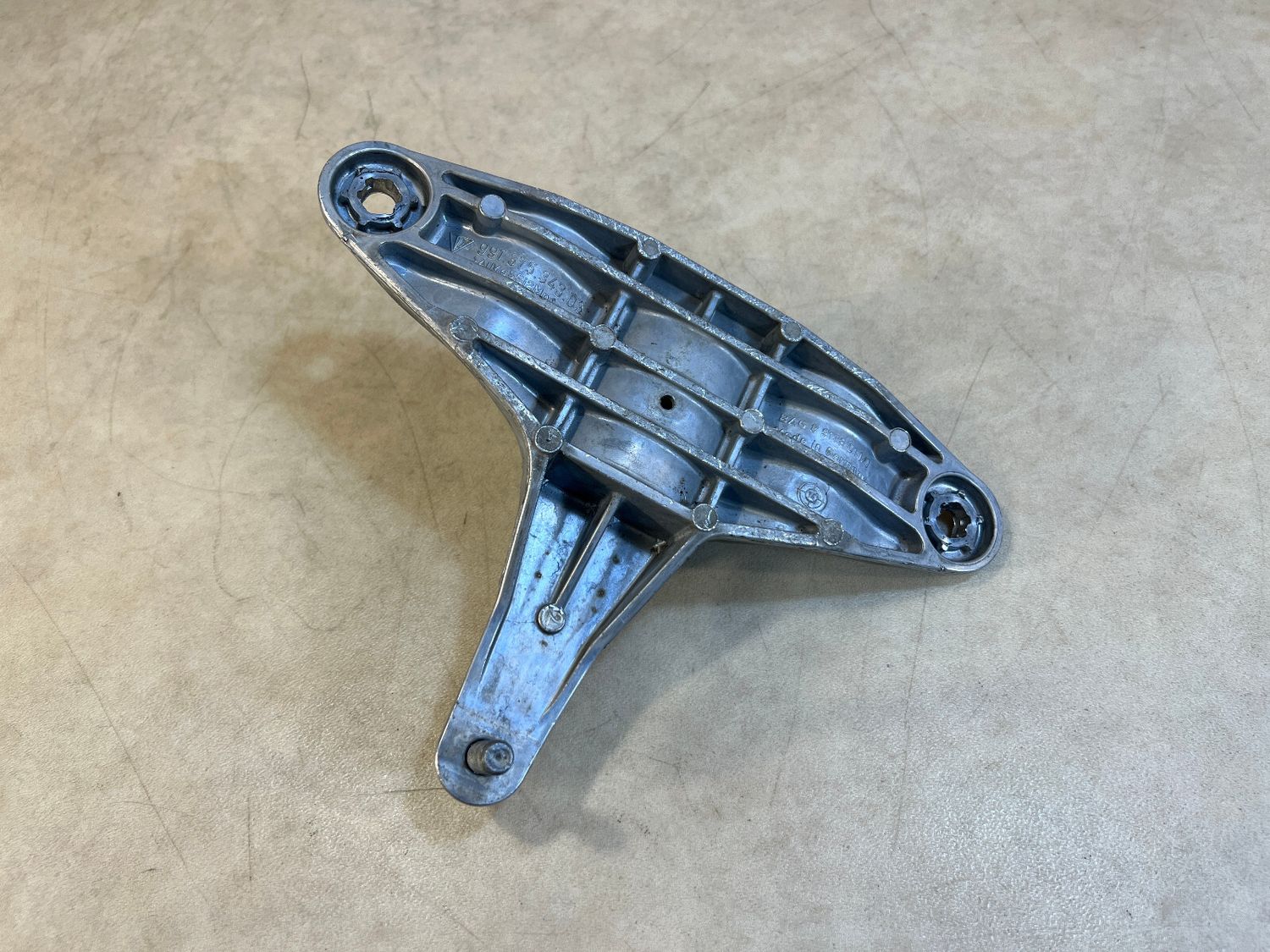Porsche 911 991 GENUINE Differential Axle Propeller Shaft Carrier Bracket Holder