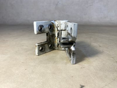 Оригинален Mercedes W463 G класа лява панта A4637200037