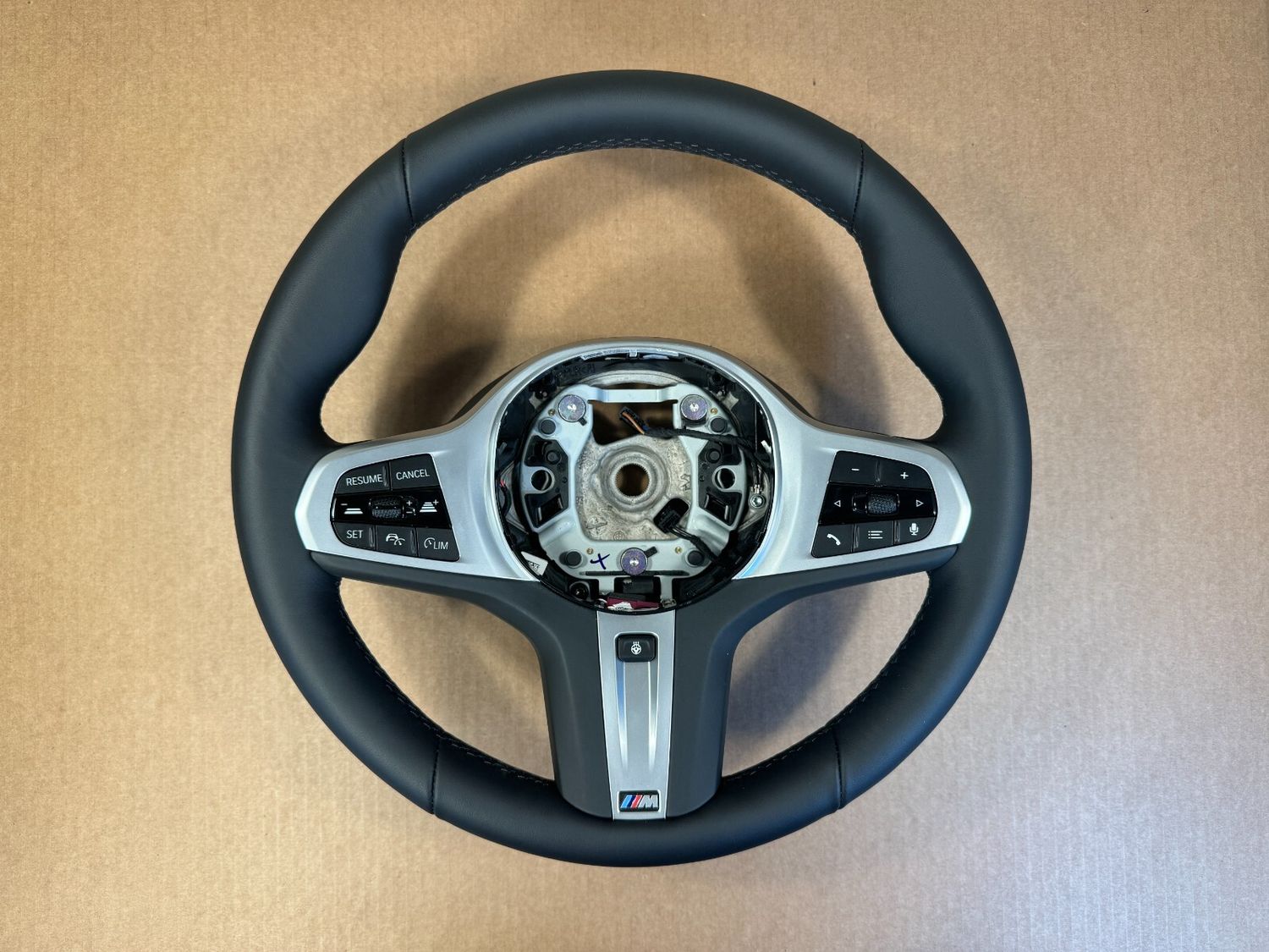 BMW 5 G30 G31 G38 6 G32 X3 G01 G08 X4 G02 M Steering Wheel HEATING VIBRO ACC