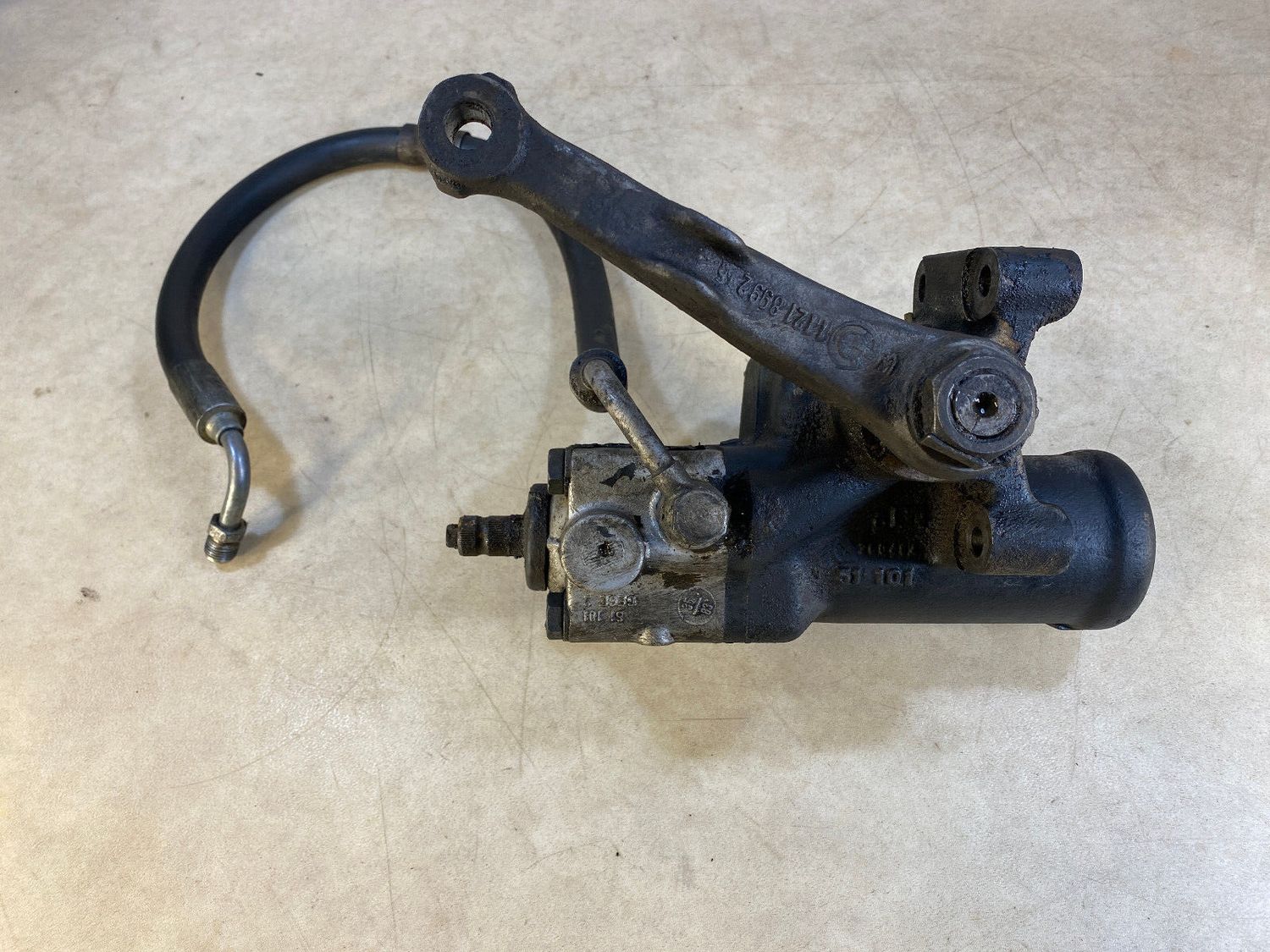 GENUINE BMW E23 7 Power Steering Box 32131123474