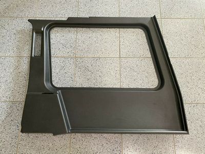 Mercedes G class W463 Rear RH Genuine Windscreen Trim Cover Black A4636900826
