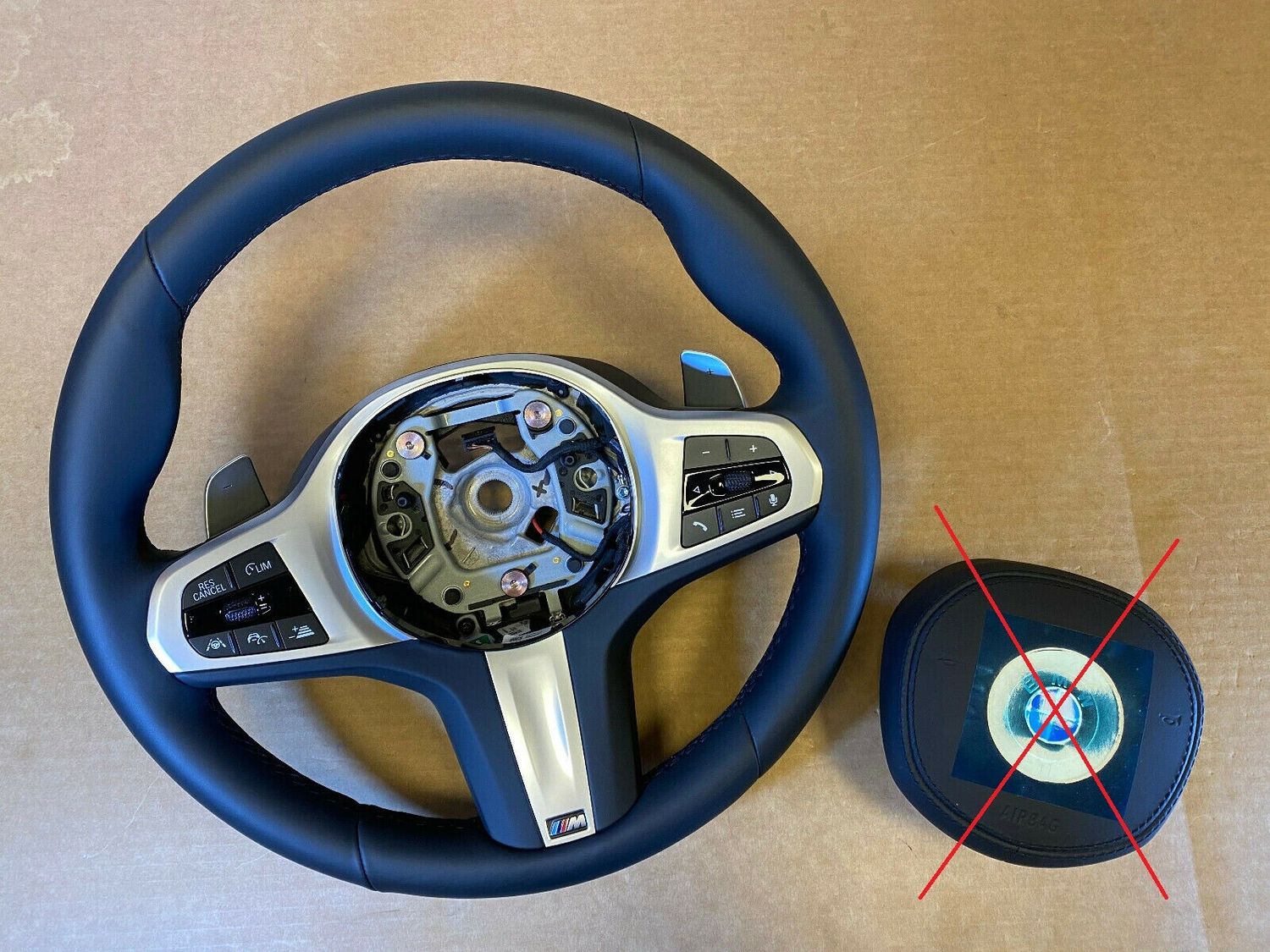 BMW 5 G30 G31 G38 6 G32 X3 G01 G08 X4 G02 OEM EU M Steering Wheel VIBRO ASSIST+