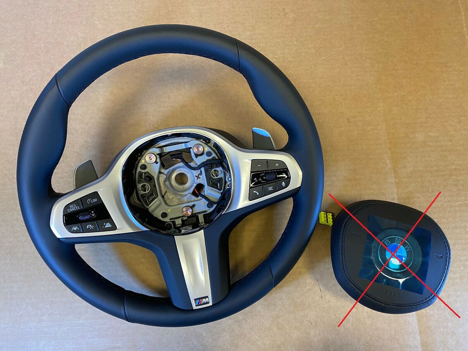 BMW 5 G30 G31 G38 6 G32 X3 G01 G08 X4 G02 OEM USA M Steering Wheel VIBRO ASSIST+