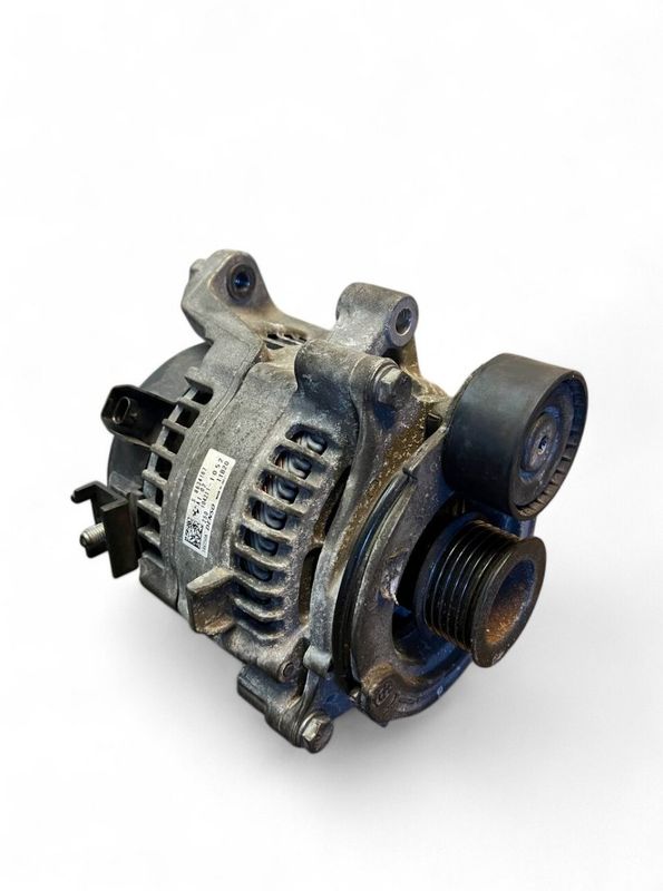 8634167 12318634167 Алтернатор BMW 5 (G30, G31) (2016-2024)