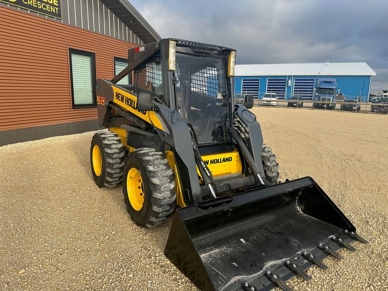 New Holland L Vertical Light Series Skid Steer Door