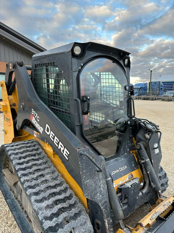 John Deere D / E / G / GR Series Skid Steer Door