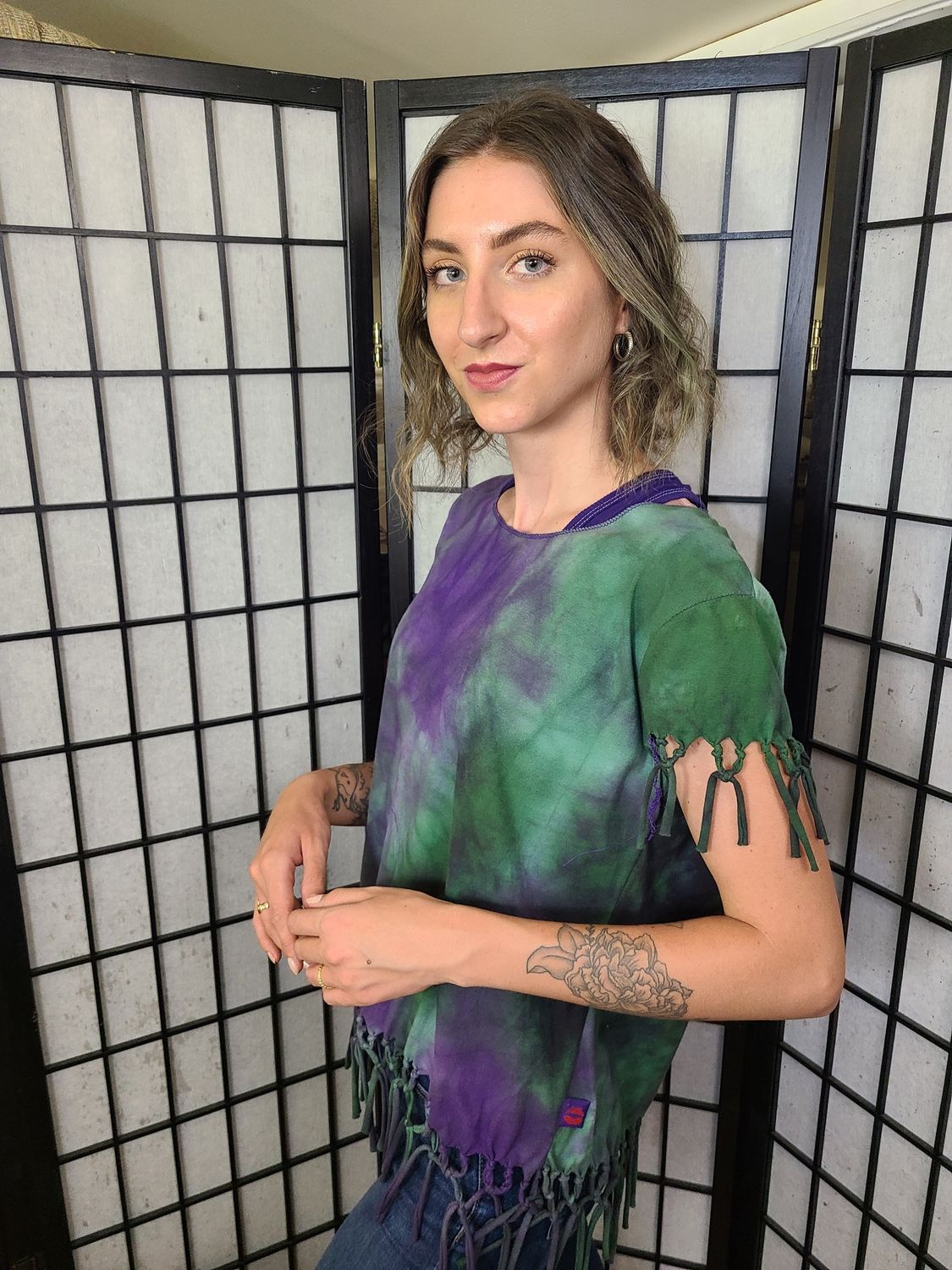 Bejeweled cropped sky-dye short-sleeved Fringe-Styled Tee with a Tear Drop Shape in the Back