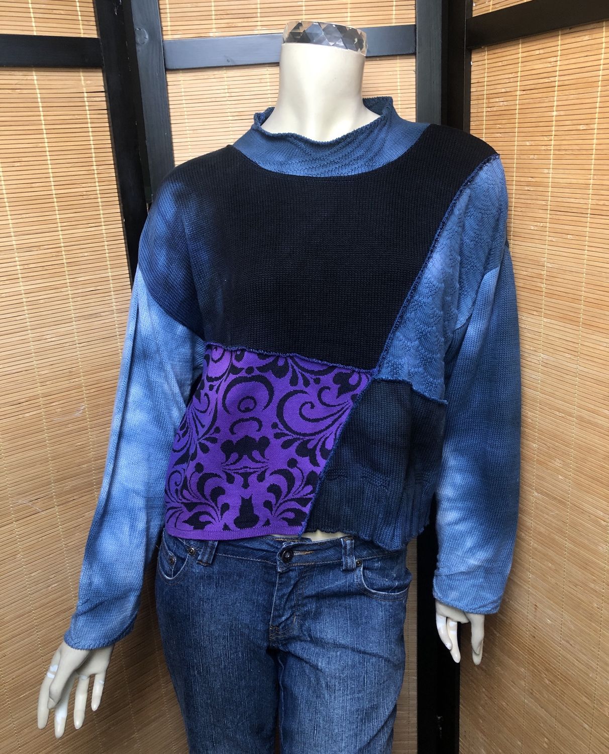 Bejeweled Cropped Sky-Dye Long-Sleeved Pullover in Blue Sunset Charm