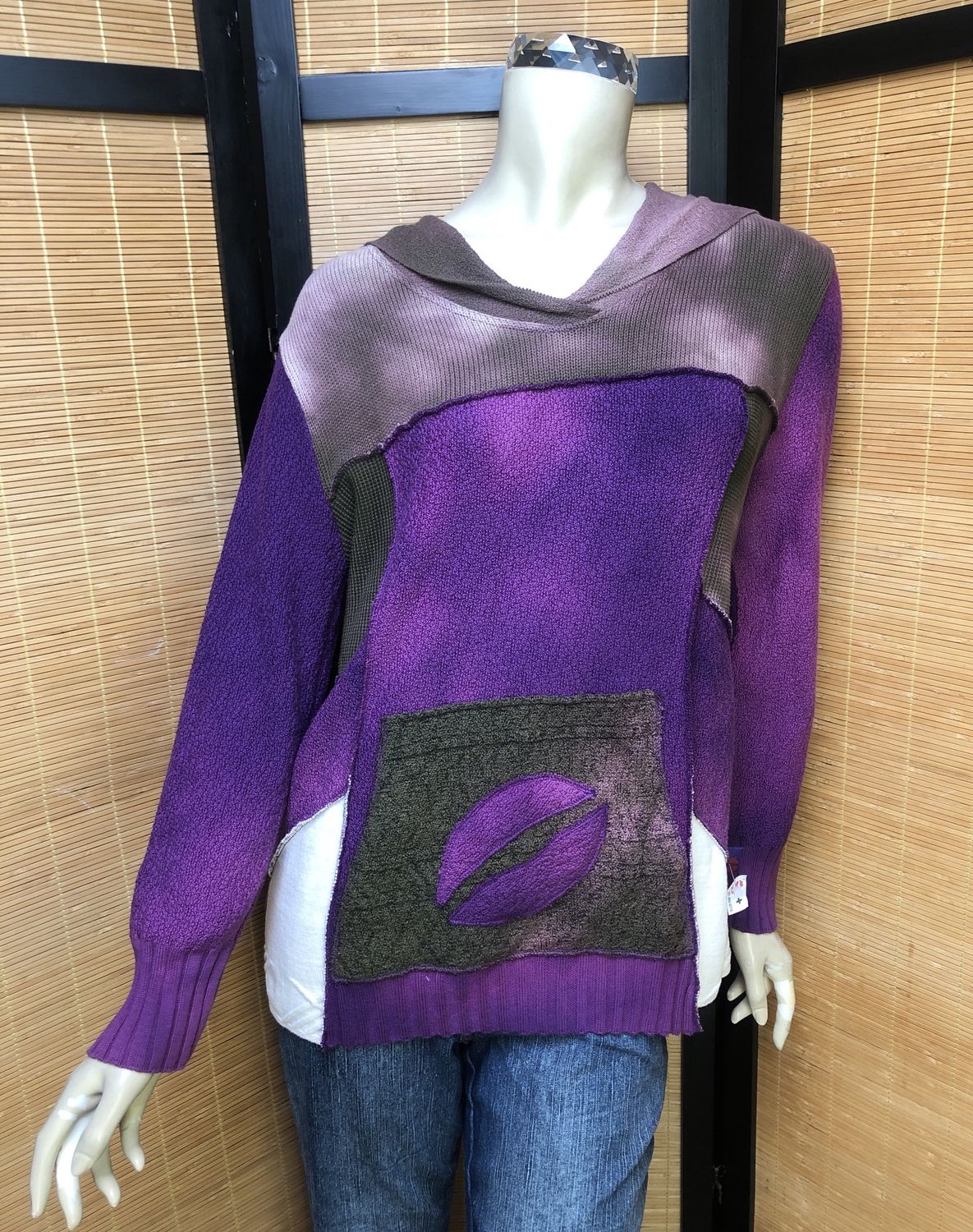 Bejeweled Long Sky-Dye Long-Sleeved Pullover in Earthy Fall Delight w/ Lip logo