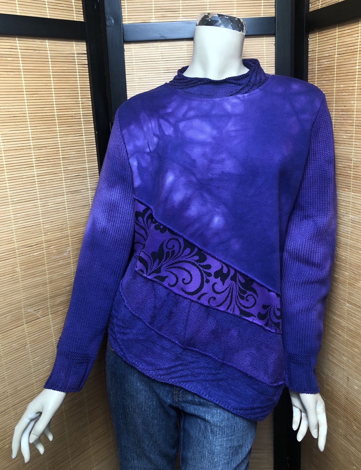 Bejeweled Long Sky-Dye Long-Sleeved Pullover in Blue Sublime Fall