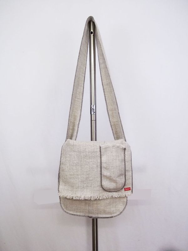 Natural Handbag w/ Phone Sleeve