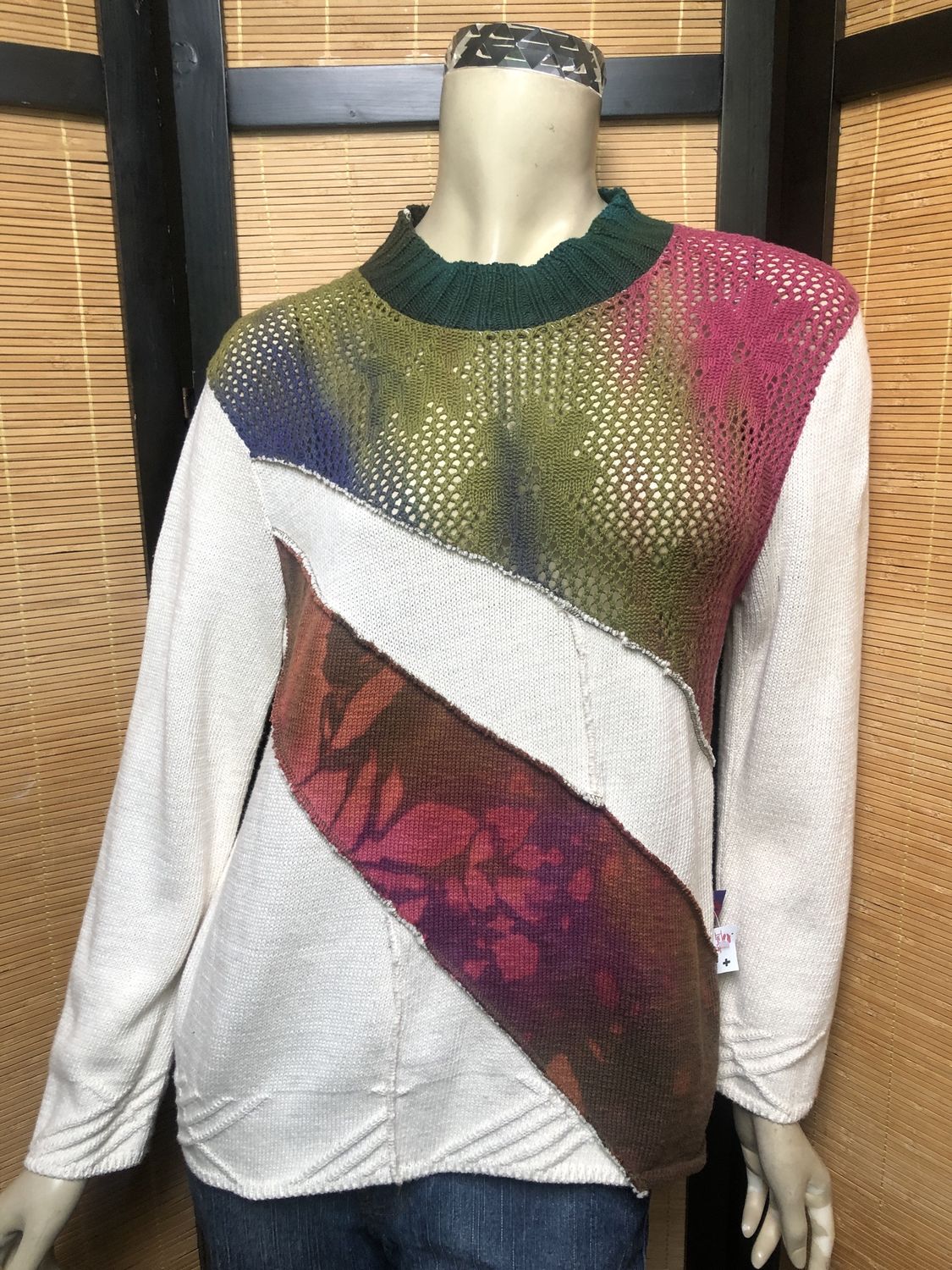 Fresh Fruit Sky-Dye Mid Long-Sleeved Crew-Necked Sustainable Pullover in Gorgeous Colorful Spring