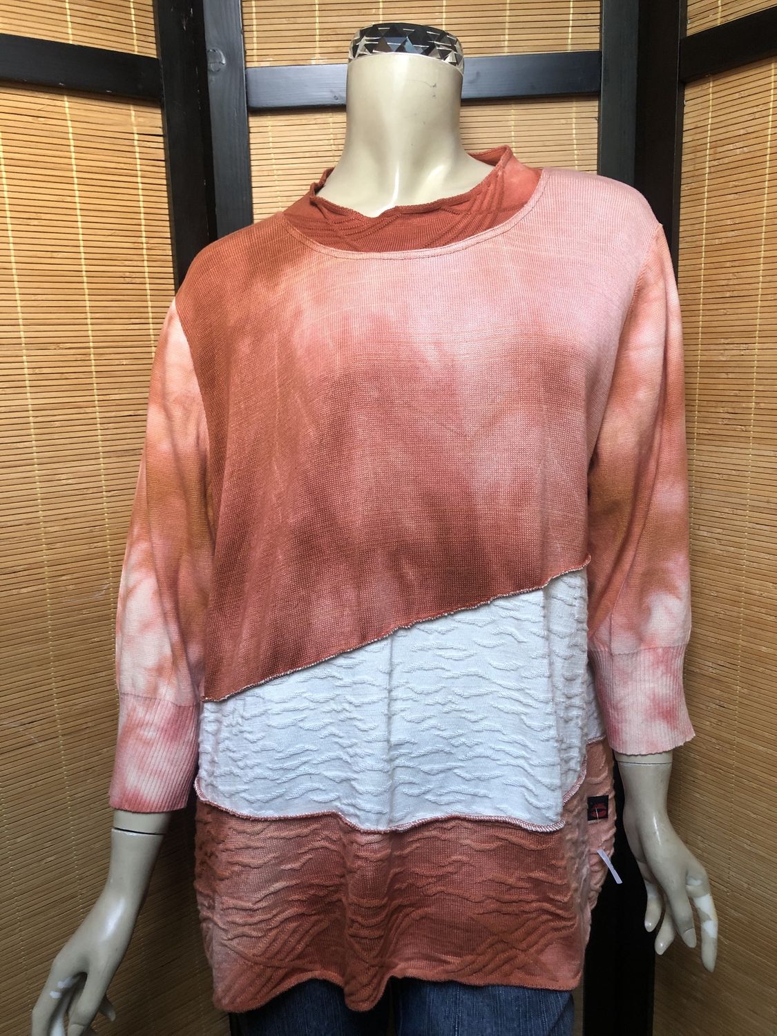 Fresh Fruit Sky-Dye Long Long-Sleeved Crew-Necked Pullover in Orange Spring Paradise