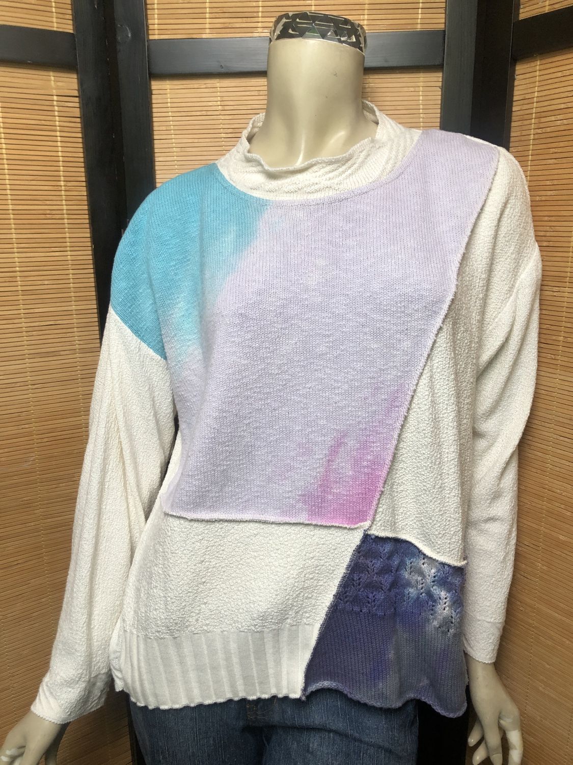 Fresh Fruit Sky-Dye Mid Long-Sleeved Crew-Necked Sustainable Pullover in Cotton Candy Spring