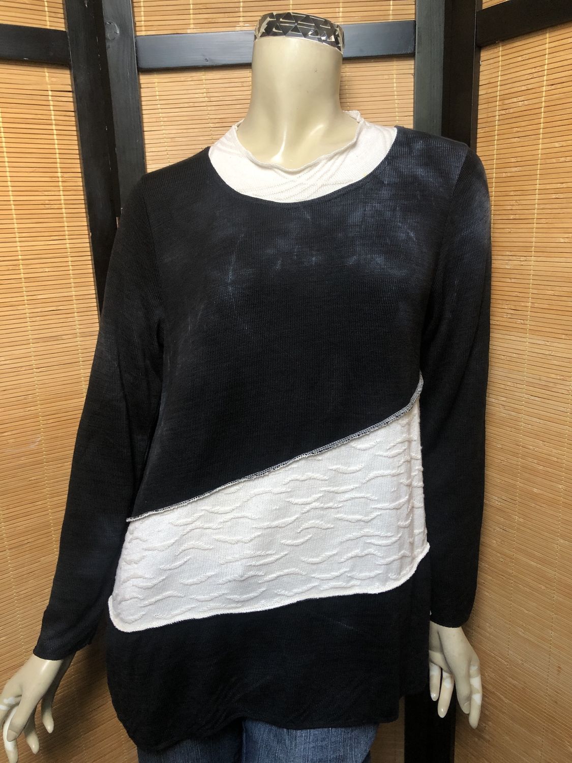 Fresh Fruit Sky-Dye Long Long-Sleeved Crew-Necked Pullover in Midnight Sunrise Breeze