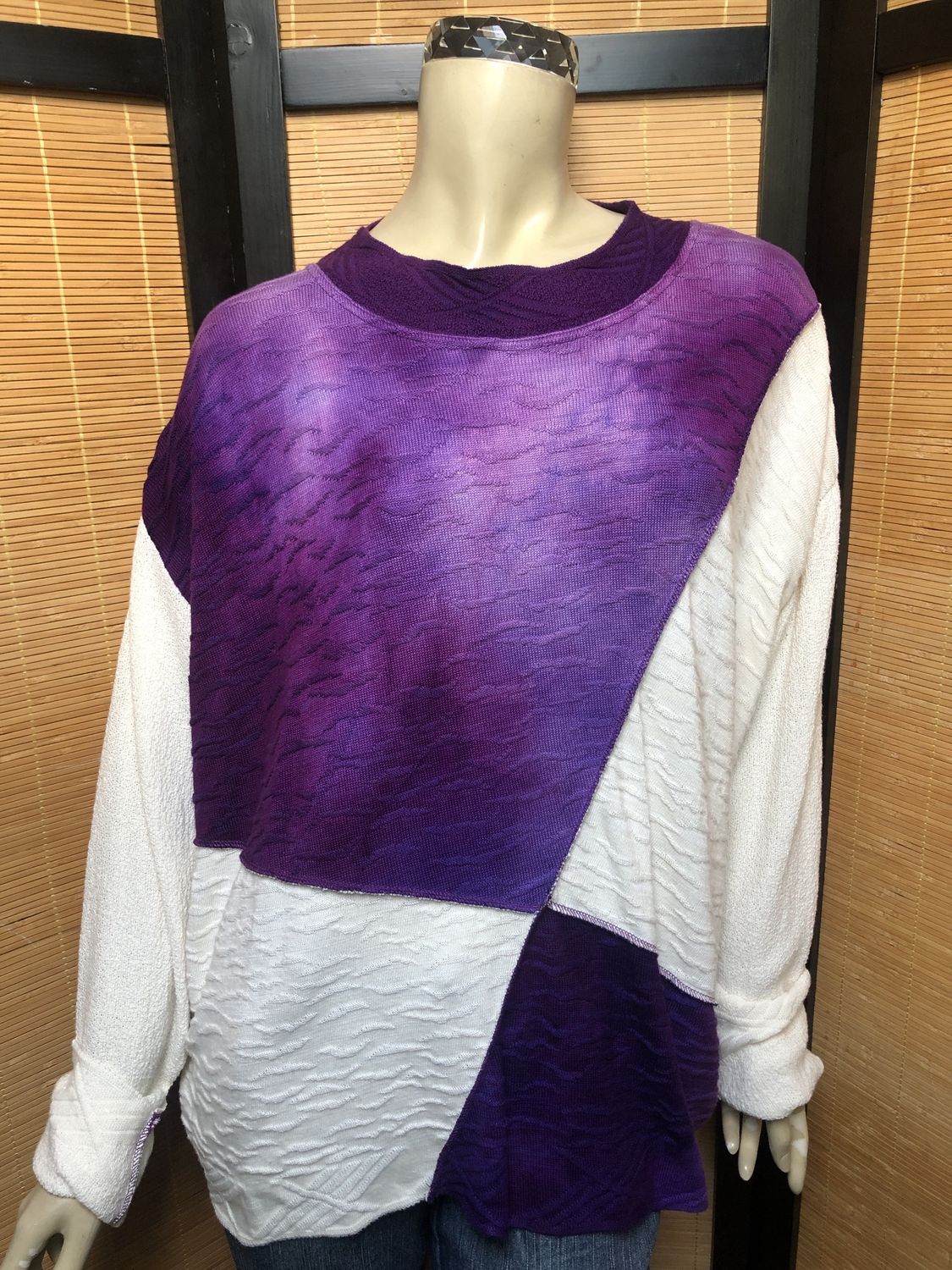 Fresh Fruit Sky-Dye Long Long-Sleeved Crew-Necked Pullover in Mulberry Spring Delights