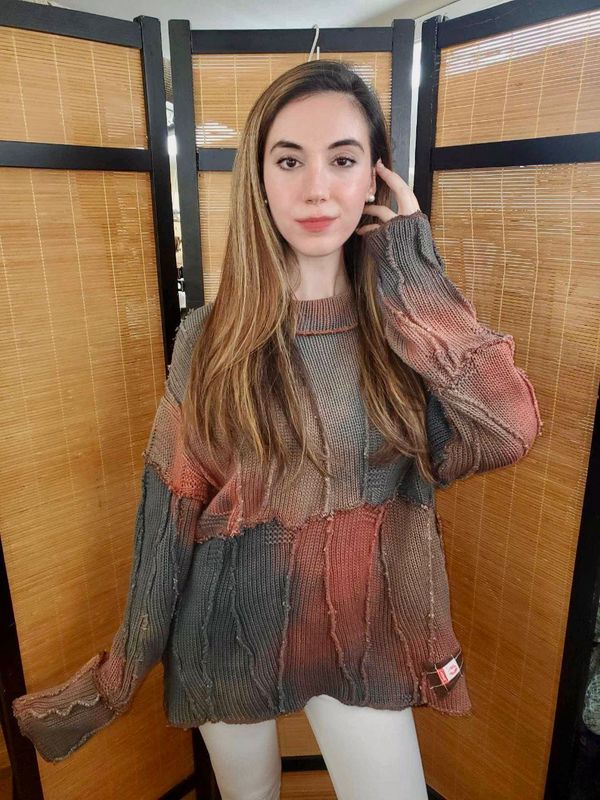 Fresh Fruit Sky-Dye Pullover in Orange Summer Breeze