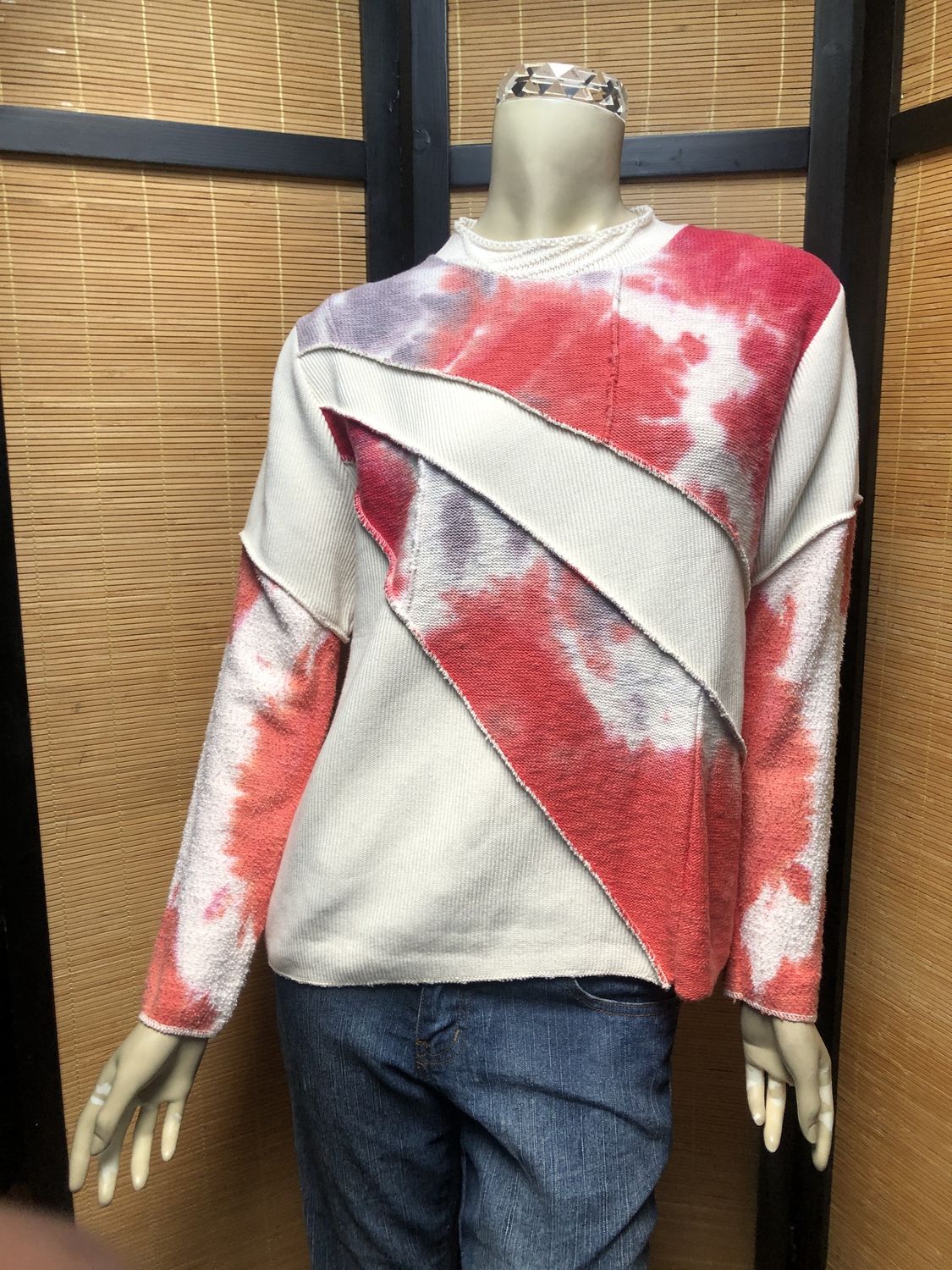 Fresh Fruit Sky-Dye Mid Long-Sleeved Crew-Necked Pullover in Vivid Spring Colors