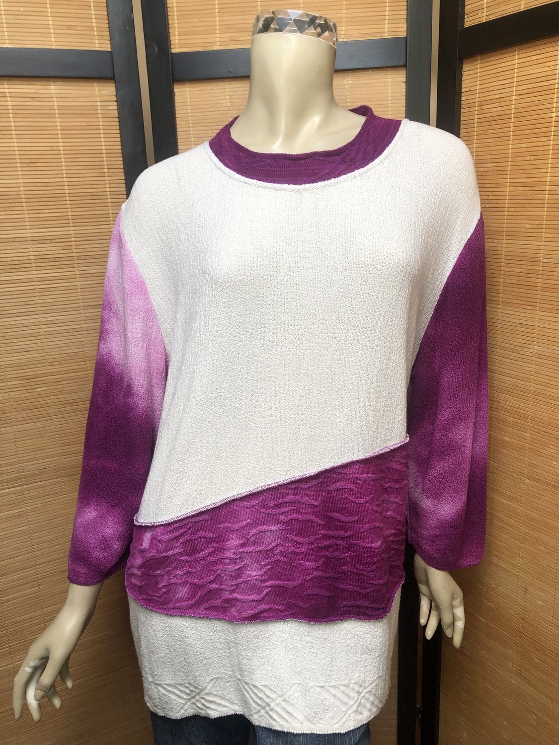 Fresh Fruit Sky-Dye Long Long-Sleeved Crew-Necked Pullover in Hot Pink Spring