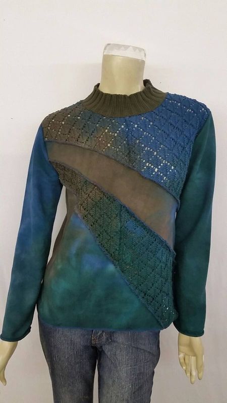Bejeweled Mid Sky-Dye Long-Sleeved Sweater in Green Autumn Morning