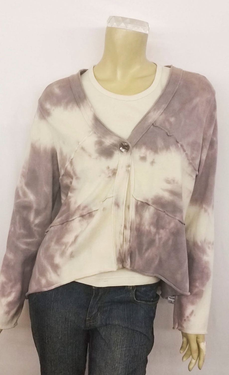 Fresh Fruit Sky-Dye Short Cardigan in Sky Silver Cloud