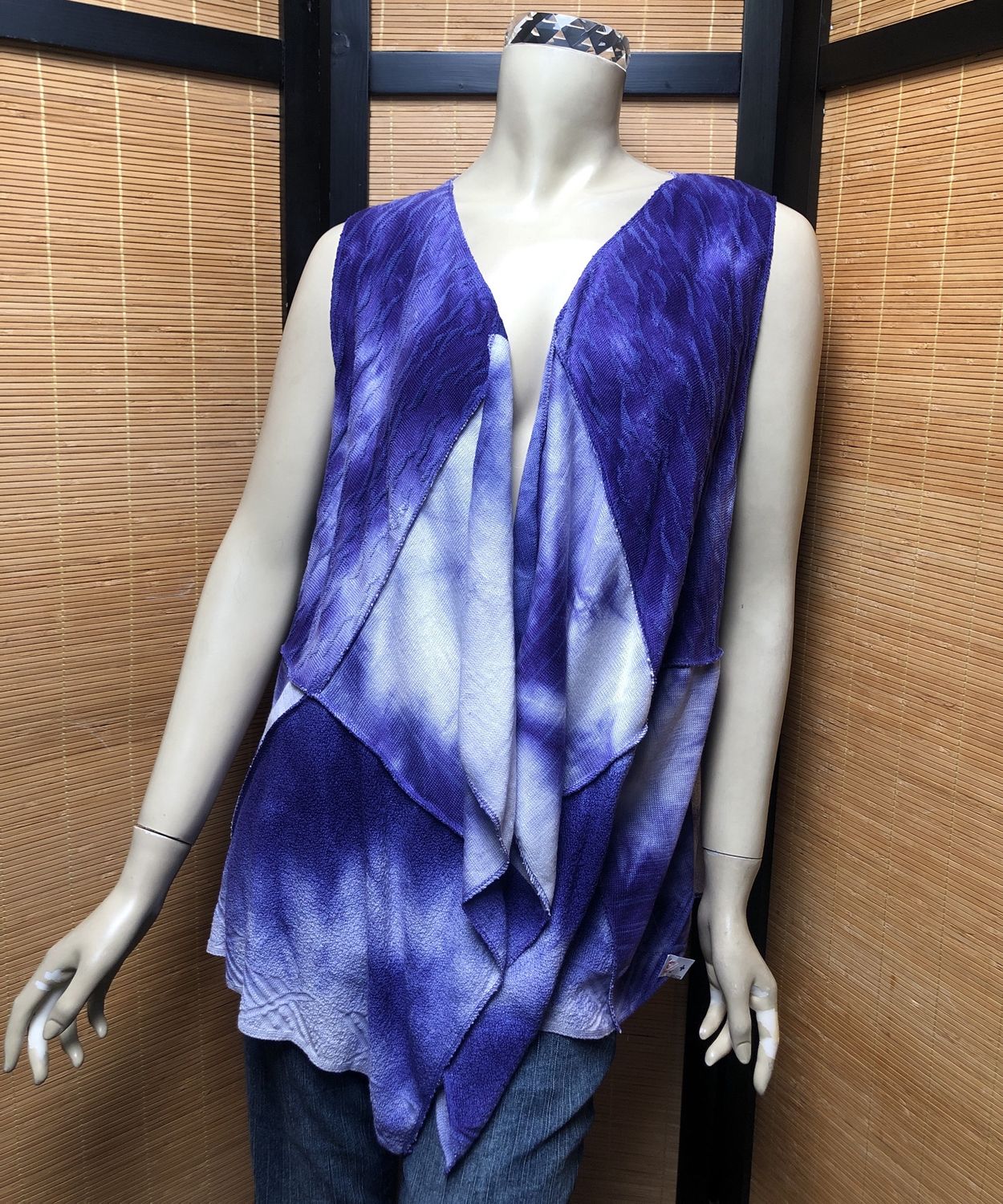 Fresh Fruit Sky-Dye Long Sleeveless Cardigan in Glistening Blue Sky