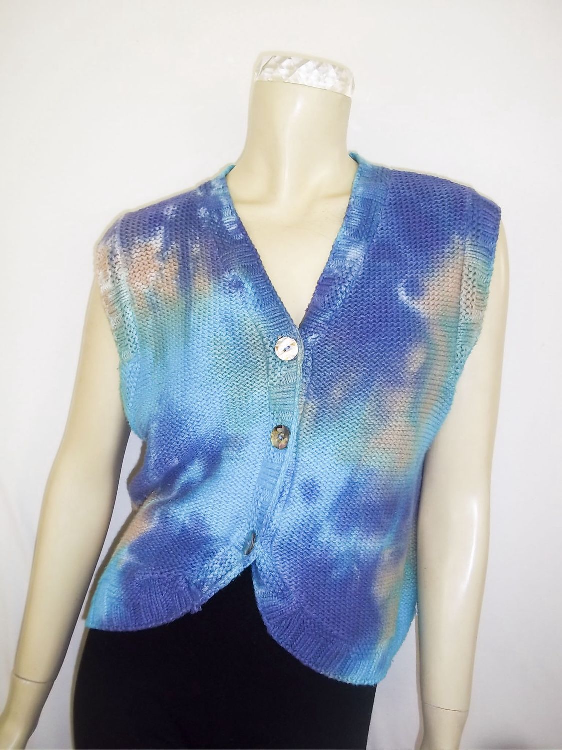Summer Vintage Sky-Dye Cardigan in Ocean Summer Love