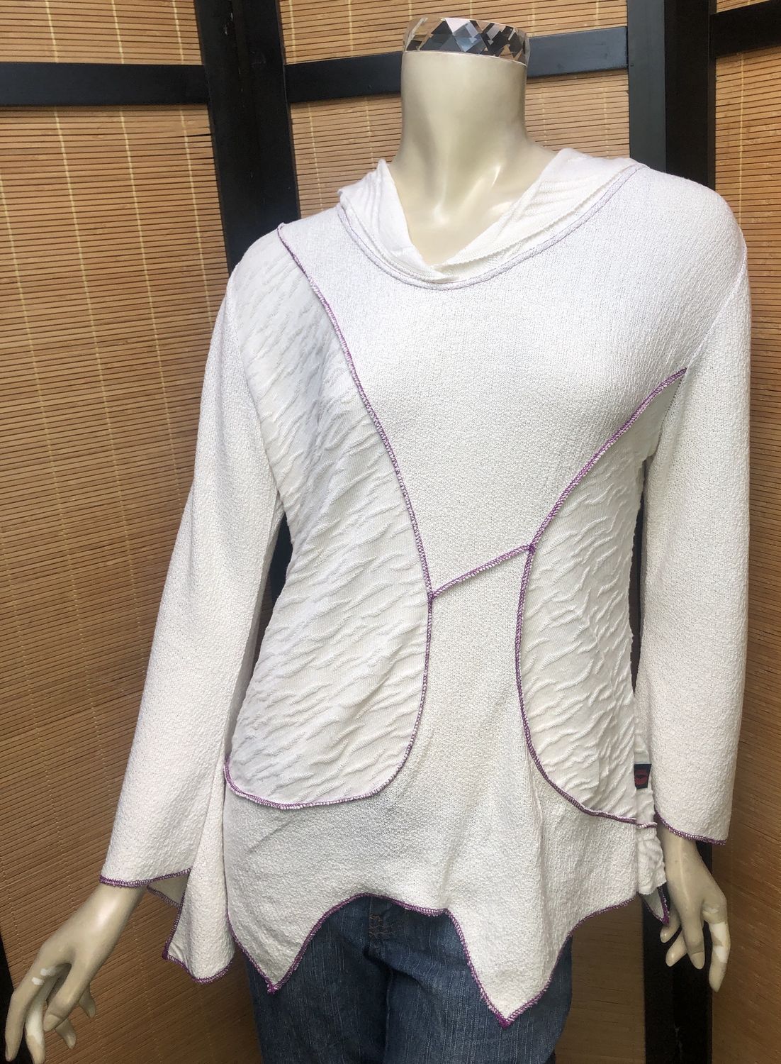 Fresh Fruit Sky-Dye Mid Long-Sleeved Hooded Pullover in White Spring Love