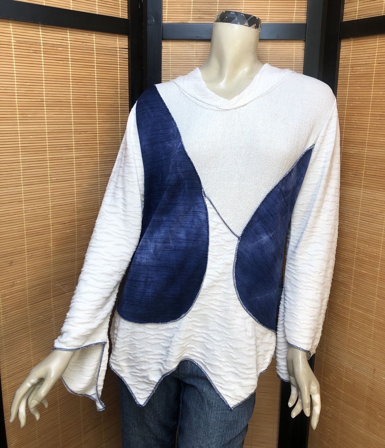 Fresh Fruit Sky-Dye Mid Long-Sleeved Hooded Pullover in Blue Spring Light