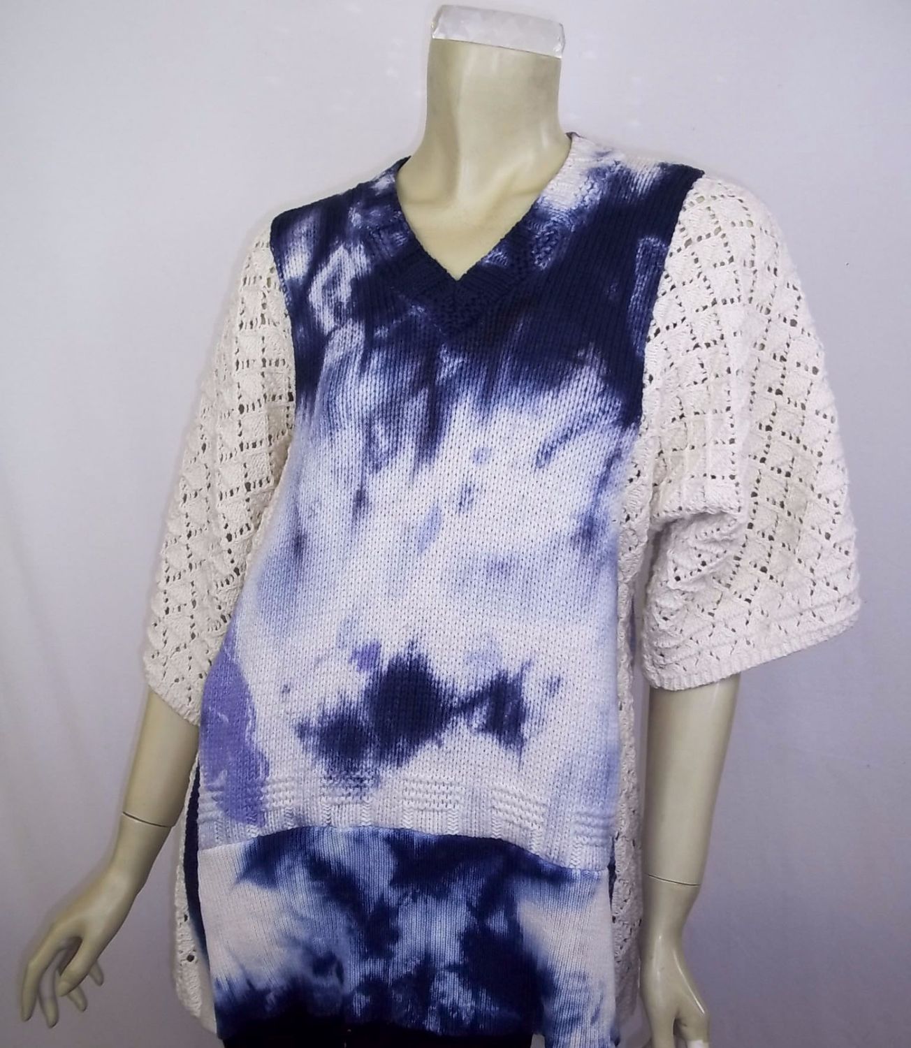 Tunic pointelle