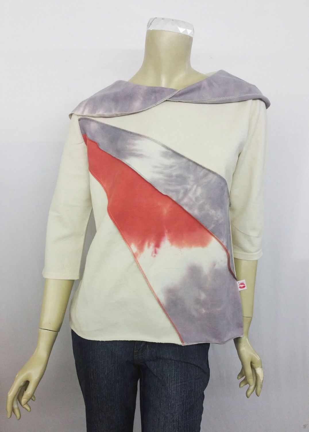 Fresh Fruit Sky-Dye Cropped Pullover in Orange Spring Clouds