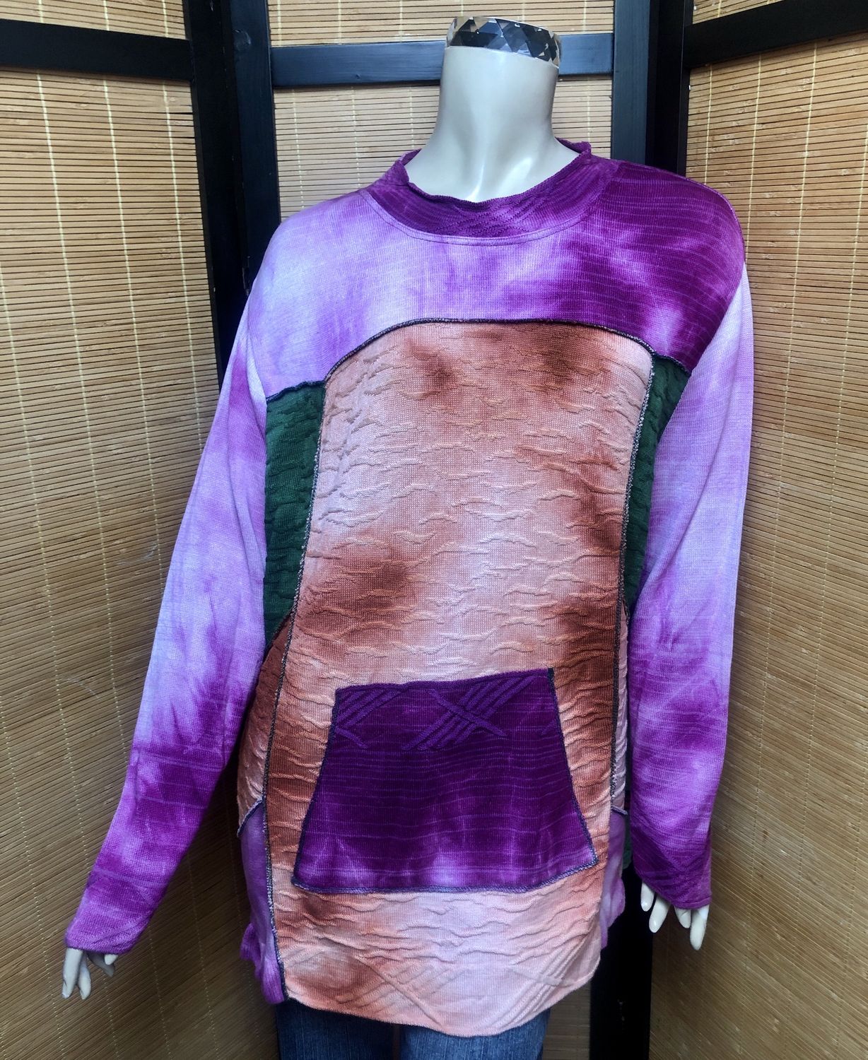 Bejeweled Long Sky-Dye Long-Sleeved Pullover w/Pockets in Colorful Sublime Beauty