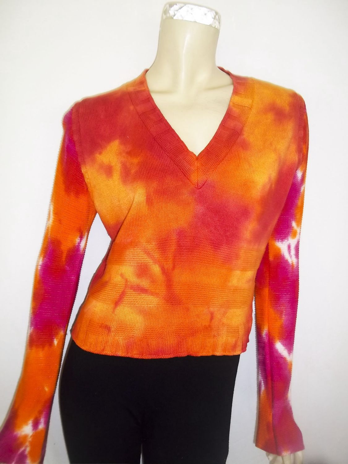 Cropped V-Neck Sweater #2074