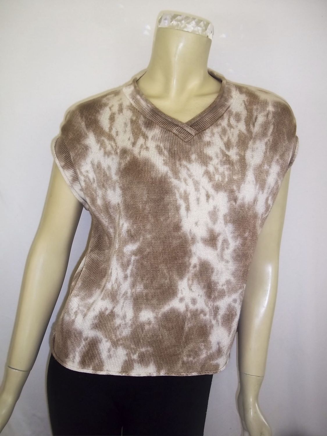 Sleeveless cotton/rayon