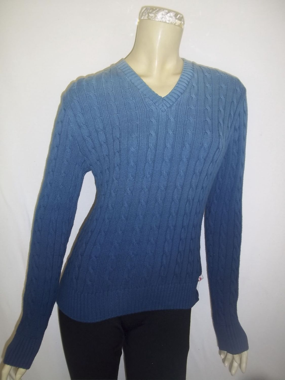 V-Neck Sweater (Blue)