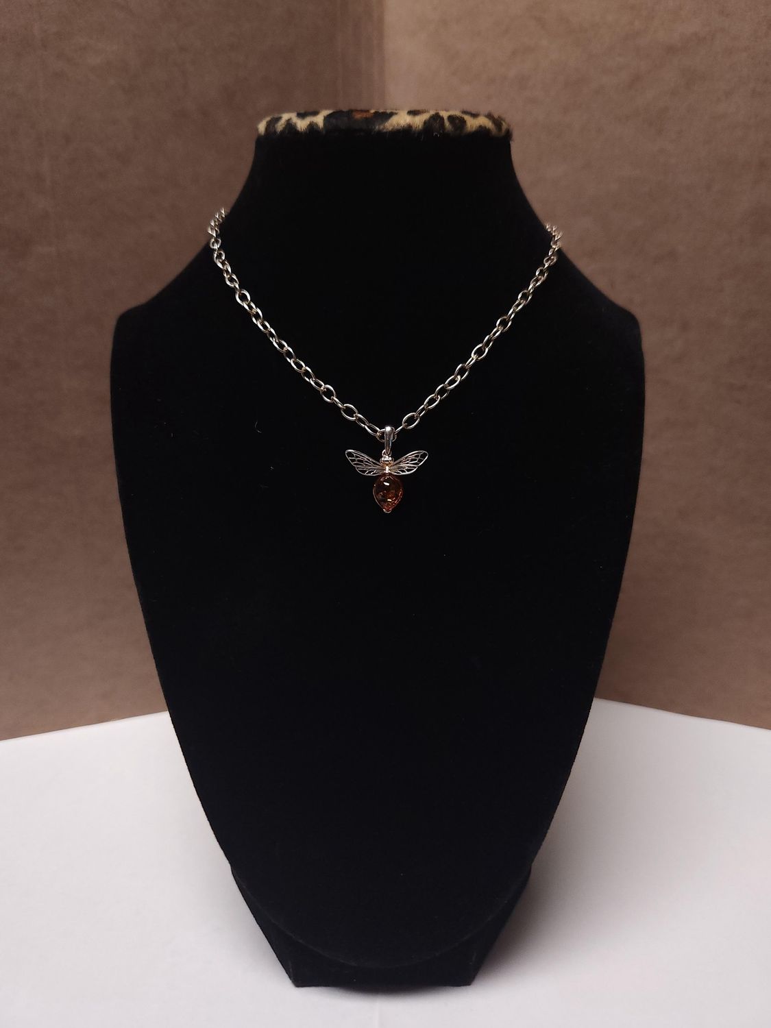 Bee Pendant SS