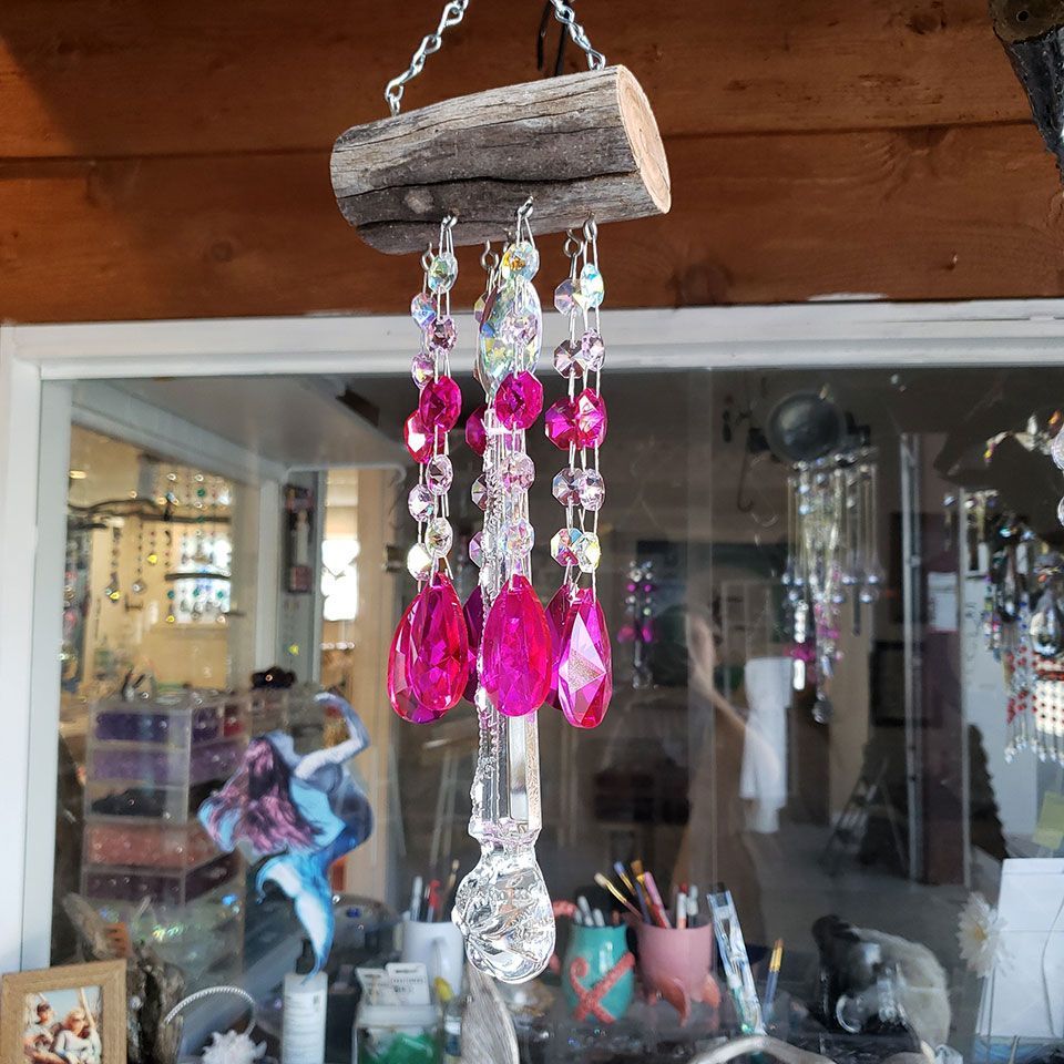 Natural Driftwood & Crystal Suncatcher Wind Chime 7 Strand Pink Natural Driftwood & Crystal Suncatcher Wind Chime 7 Strand Pink