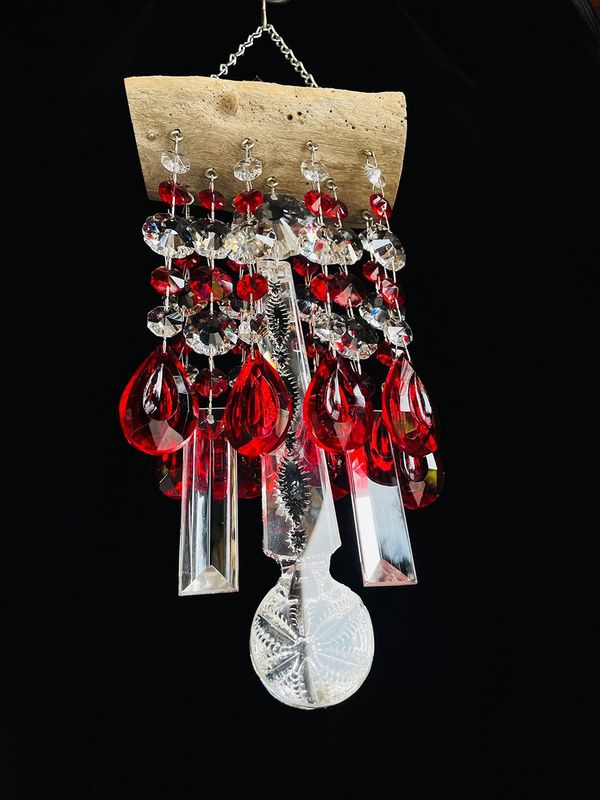 Natural Driftwood & Crystal Suncatcher Wind Chime 11 Strand Red