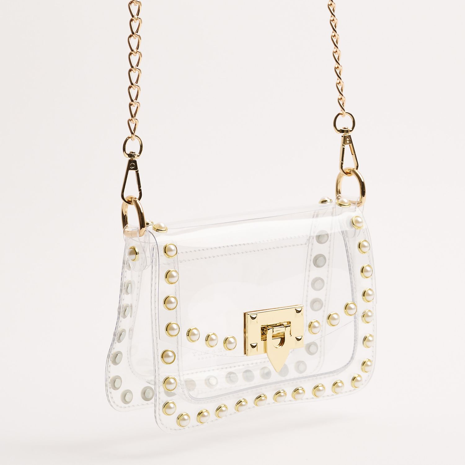 Jackie in Pearl Handbag
