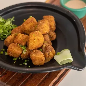 Dados de pescado al Curry